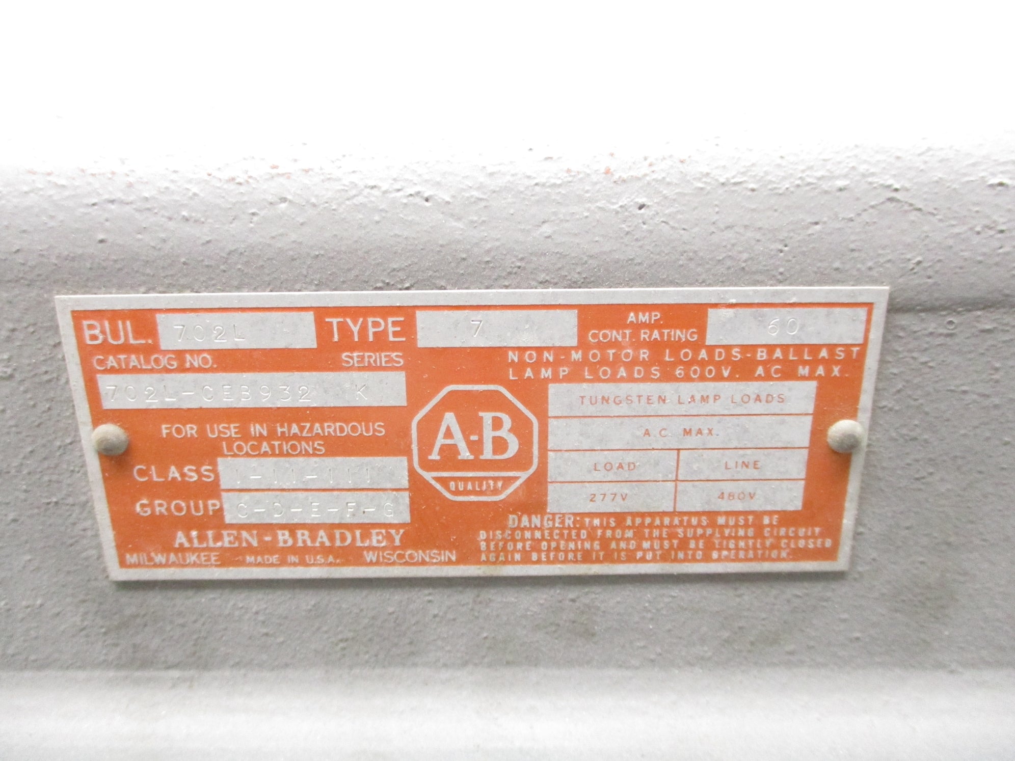 INDUSTRIAL SPARE PART 702L-CEB932 SER. K UNMP