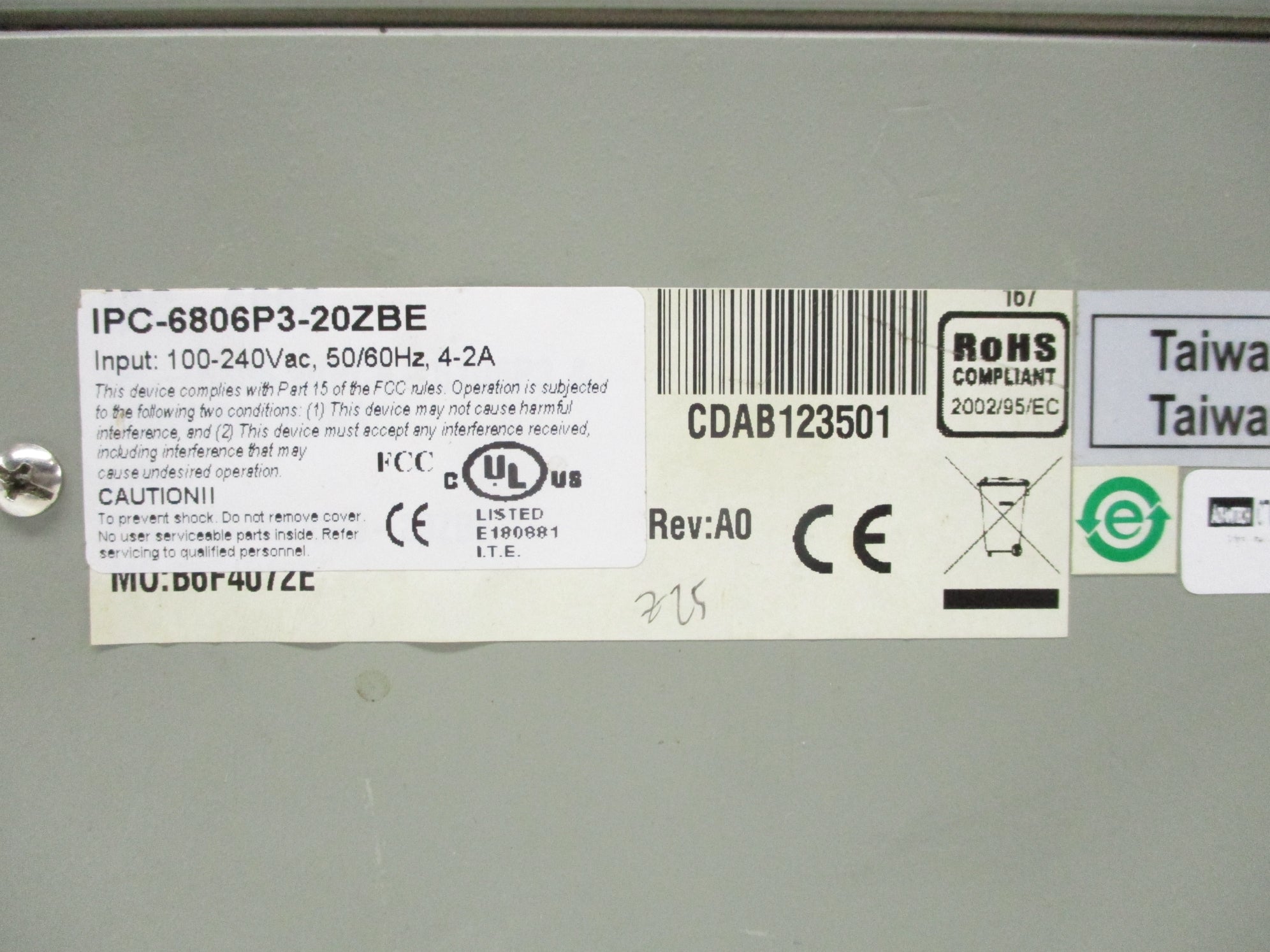 ADVANTECH IPC-6806P3-20ZBE UNMP