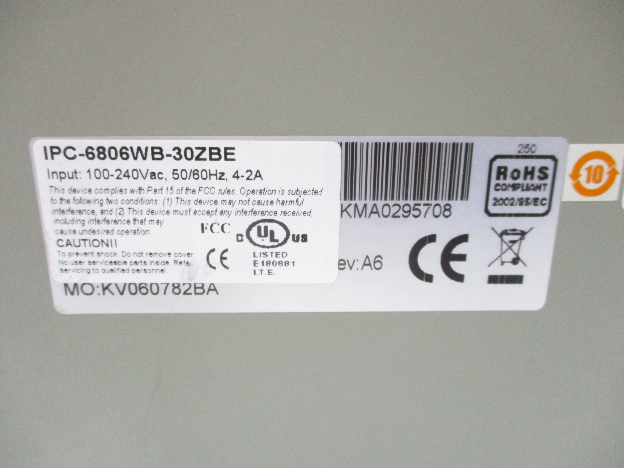 ADVANTECH IPC-6806WB-30ZBE (AS PICTURED) UNMP