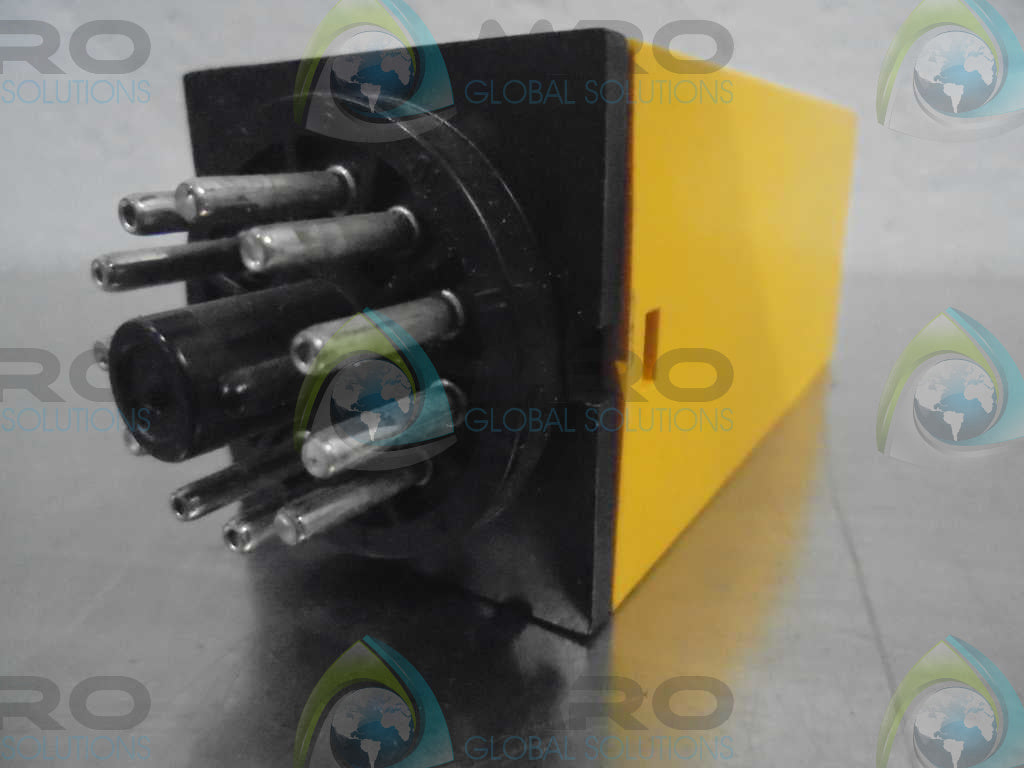 SCANTIMER B201120 RELAY TIMER *USED*