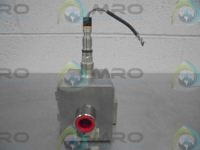 FOXBORO D0135NQ PRESSURE SENSOR *NEW NO BOX*