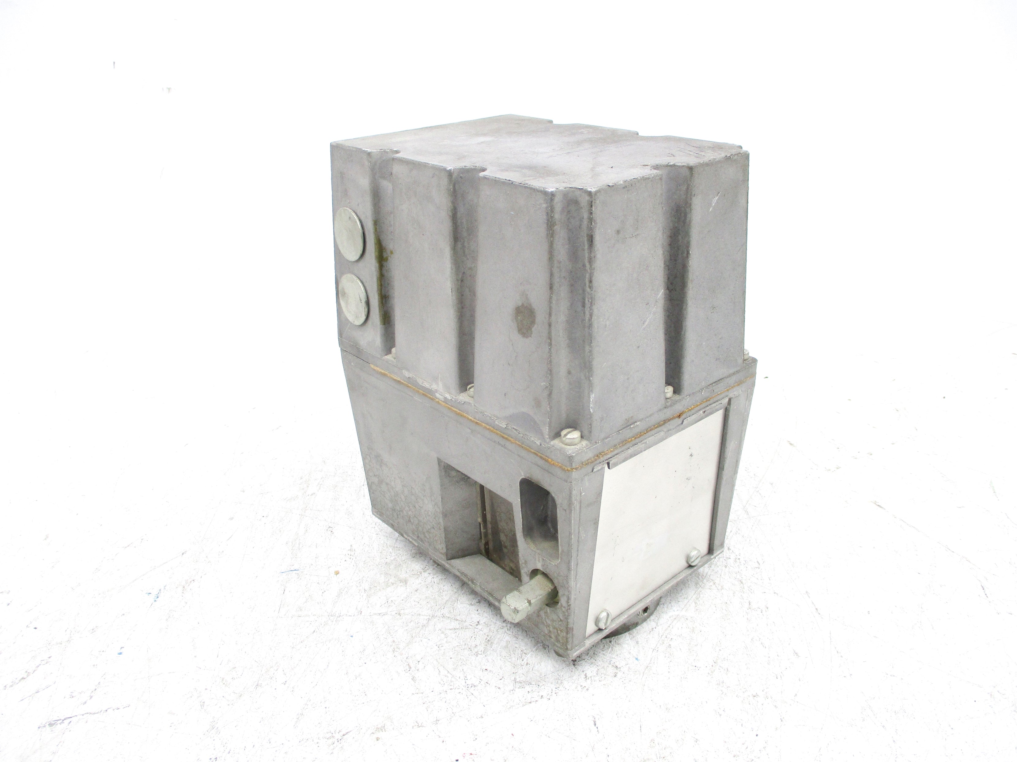 HONEYWELL V4055A10983 110/120V 1.57/.13A 5PSI NSNP