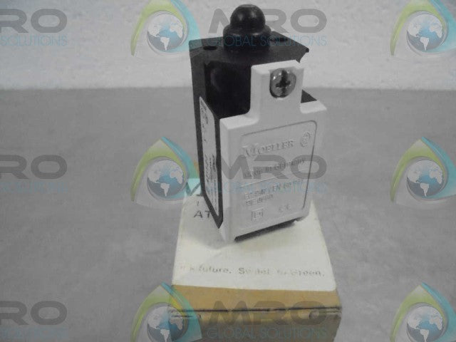 MOELLER AT11-2-1 SWITCH *NEW IN BOX*