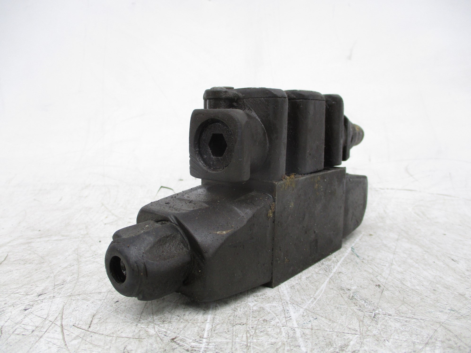 PARKER D61VW4C456Y 1500PSI 120V UNMP