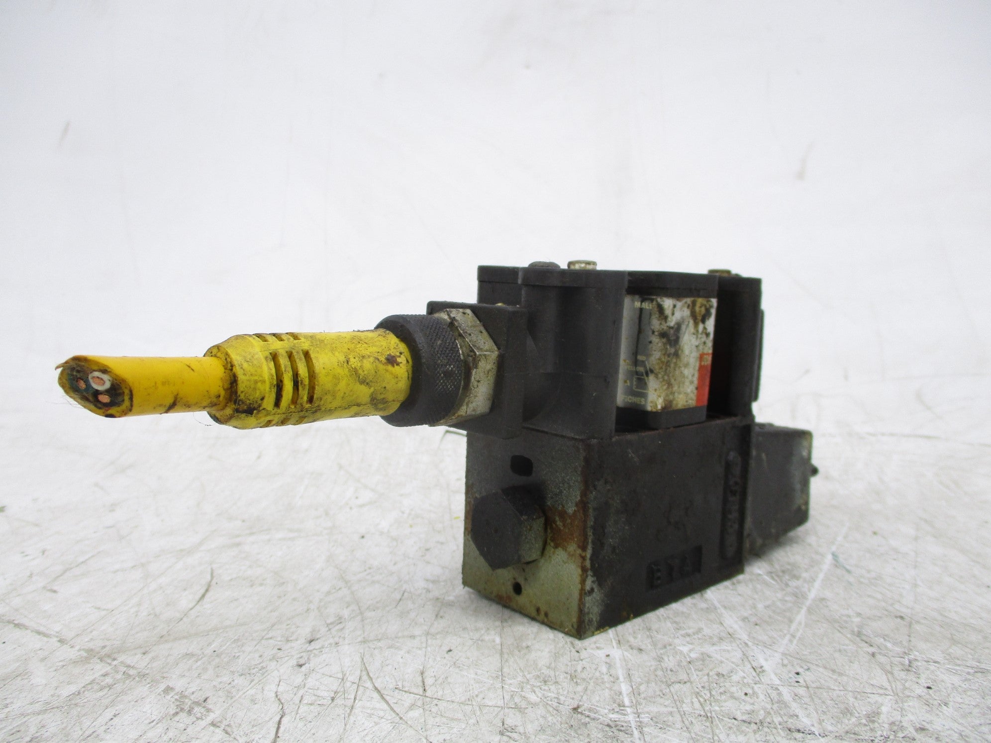 PARKER D1VW20B56VY70 5000PSI 120V UNMP