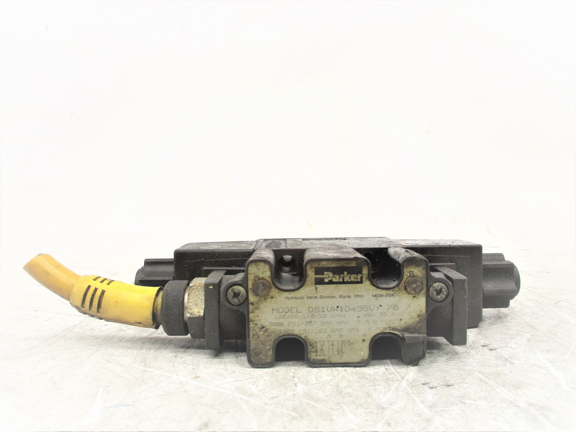 PARKER D61VW1D456VY70 3000PSI 120V UNMP