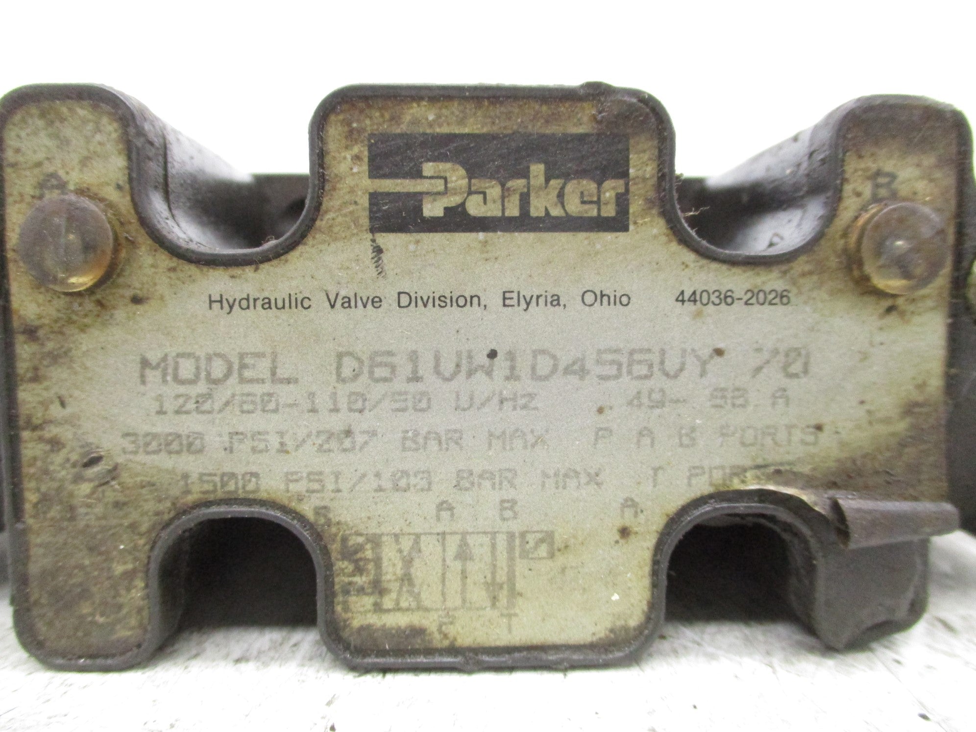 PARKER D61VW1D456VY70 3000PSI 120V UNMP