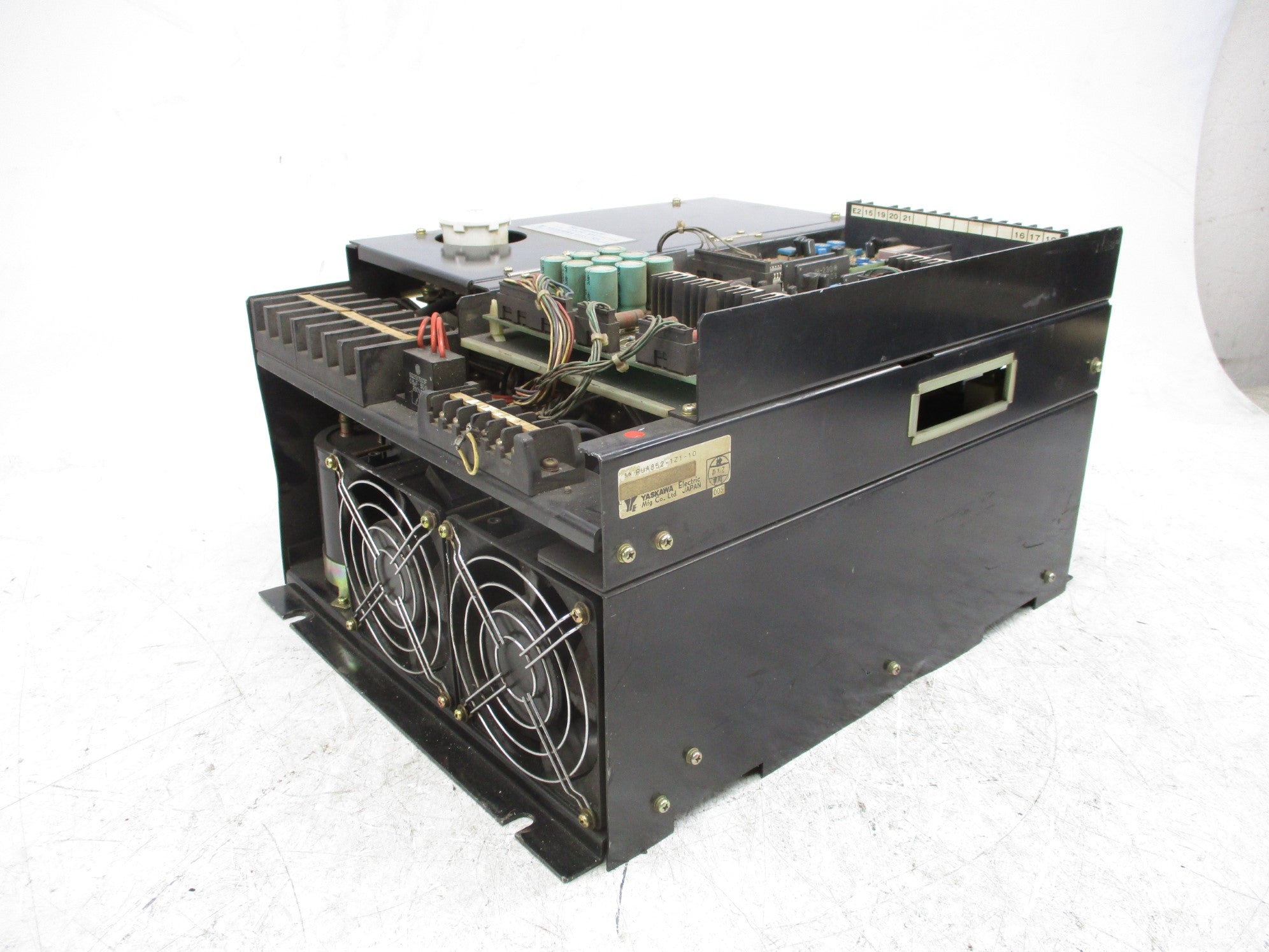 YASKAWA CPCR-MR75CY22 UNMP