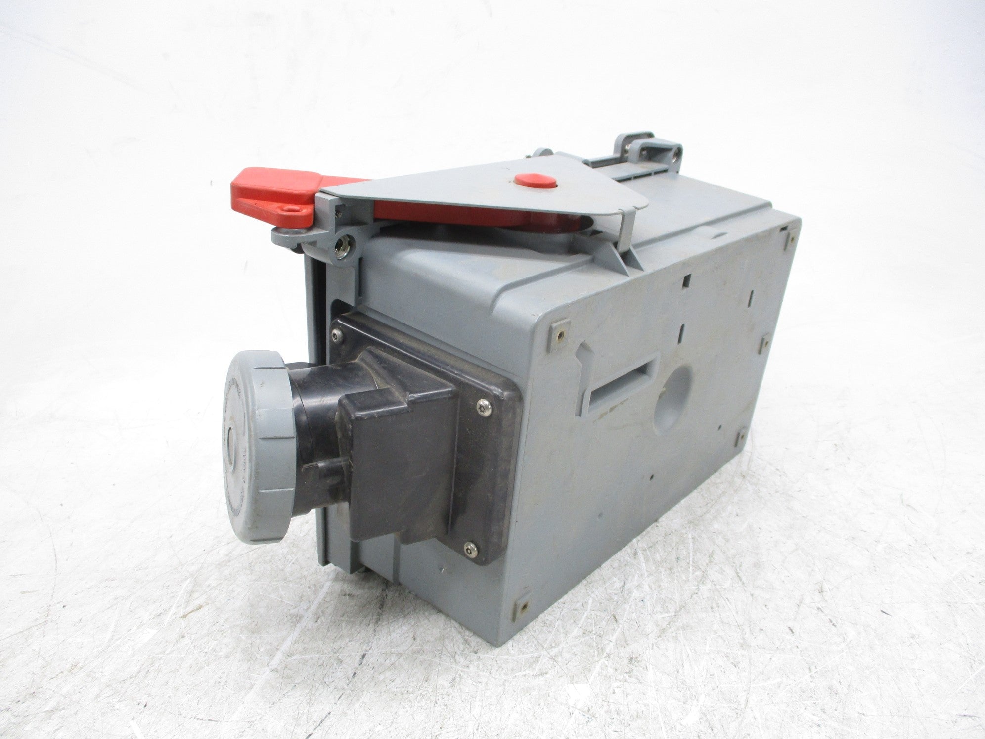 HUBBELL HBL460MIF5W UNMP
