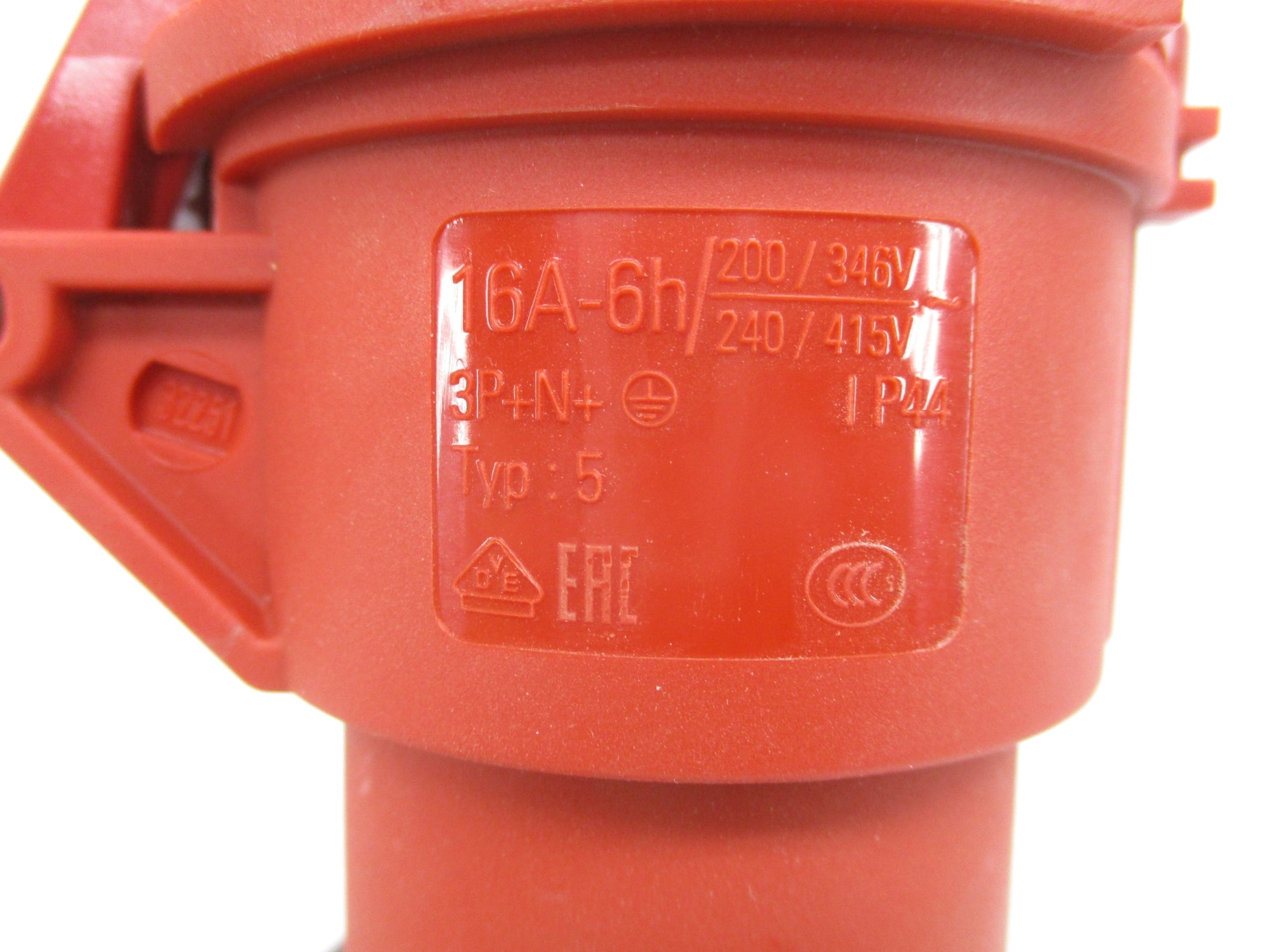 MENNEKES 16A-6H NSNP