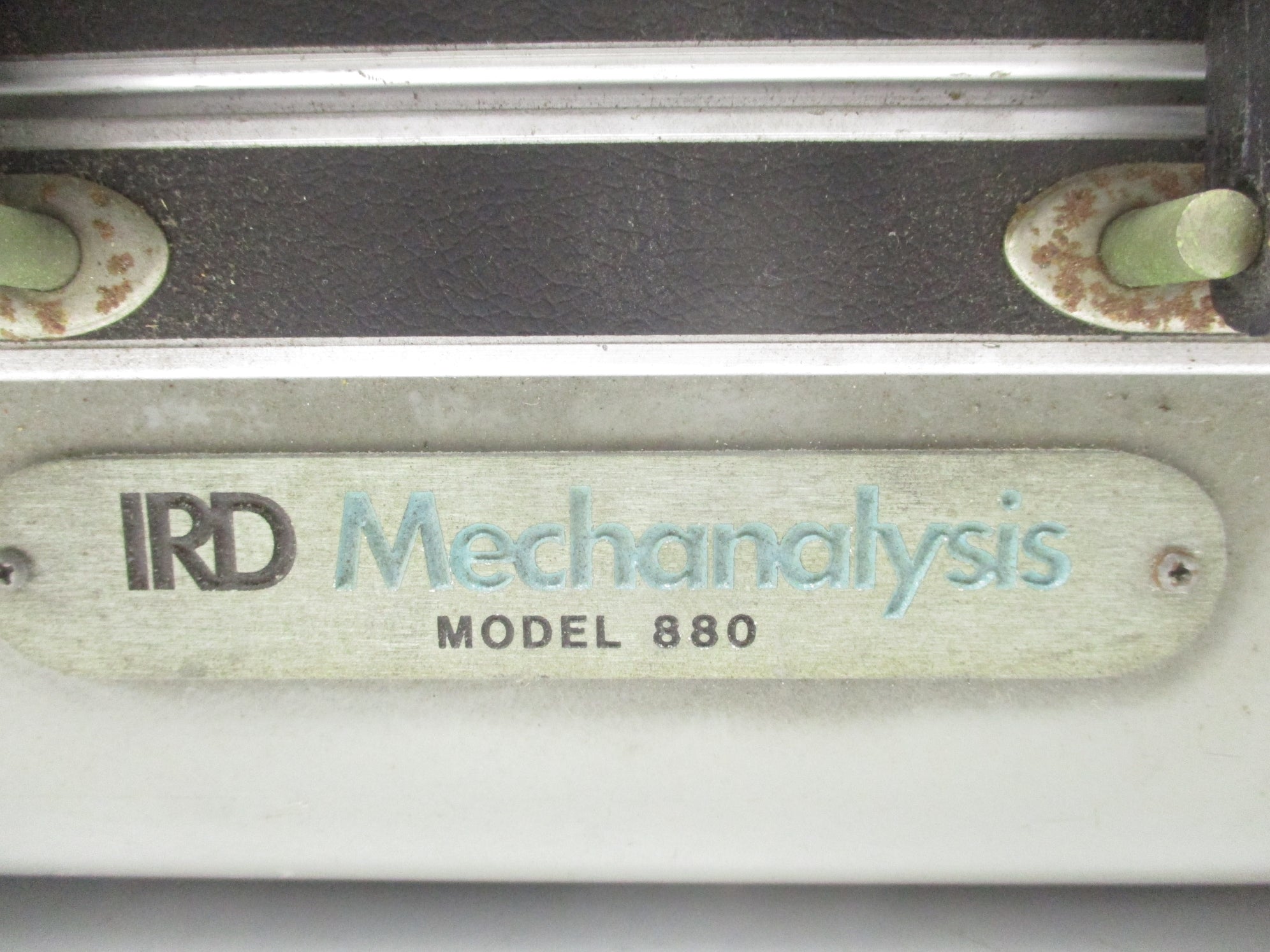 IRD MECHANALYSIS MODEL 880 UNMP