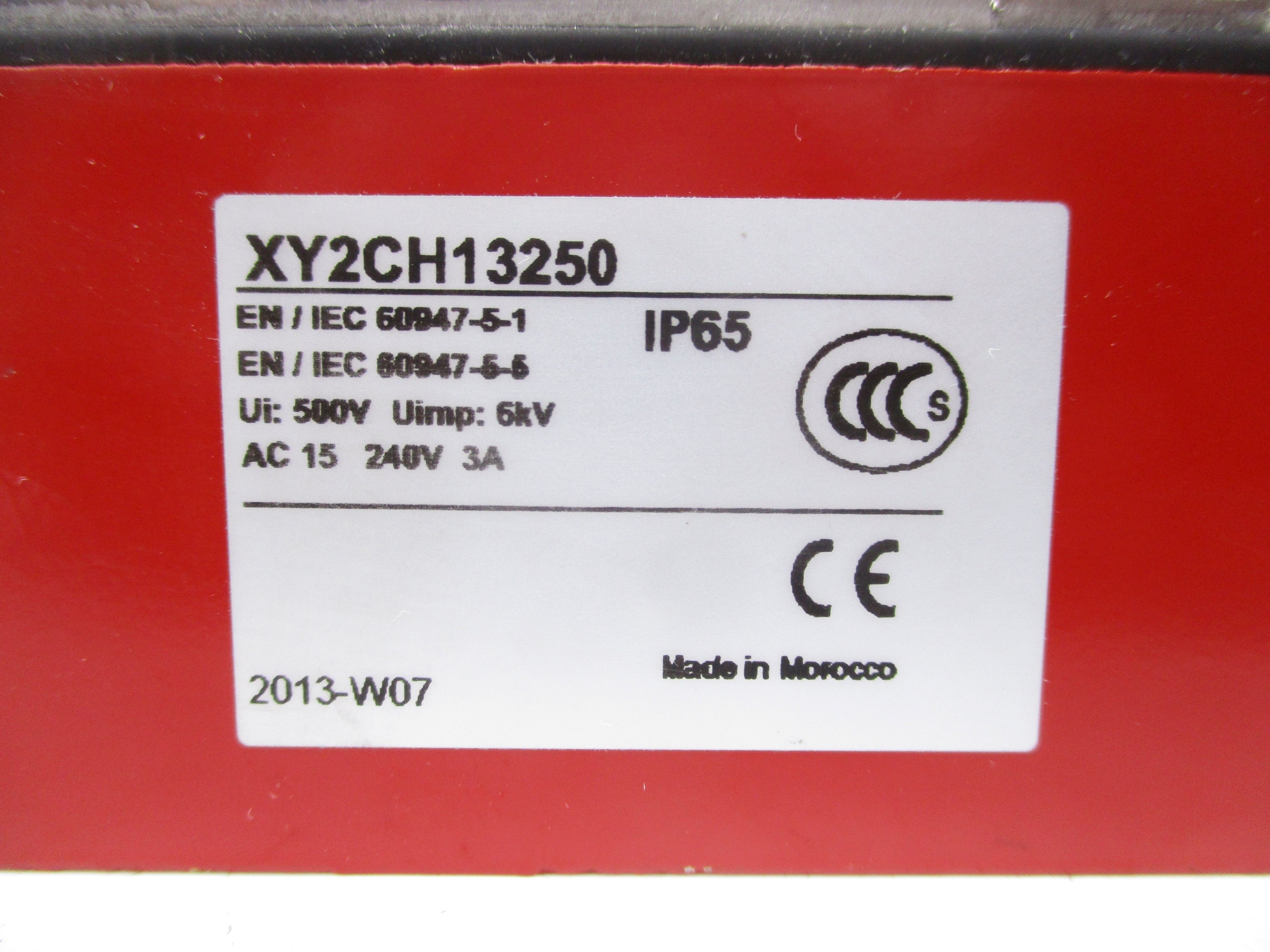 TELEMECANIQUE XY2CH13250 UNMP