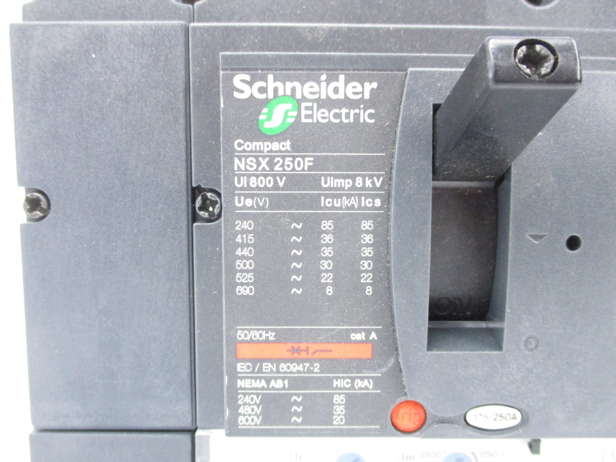 SCHNEIDER ELECTRIC LV431408 250A 800V UNMP
