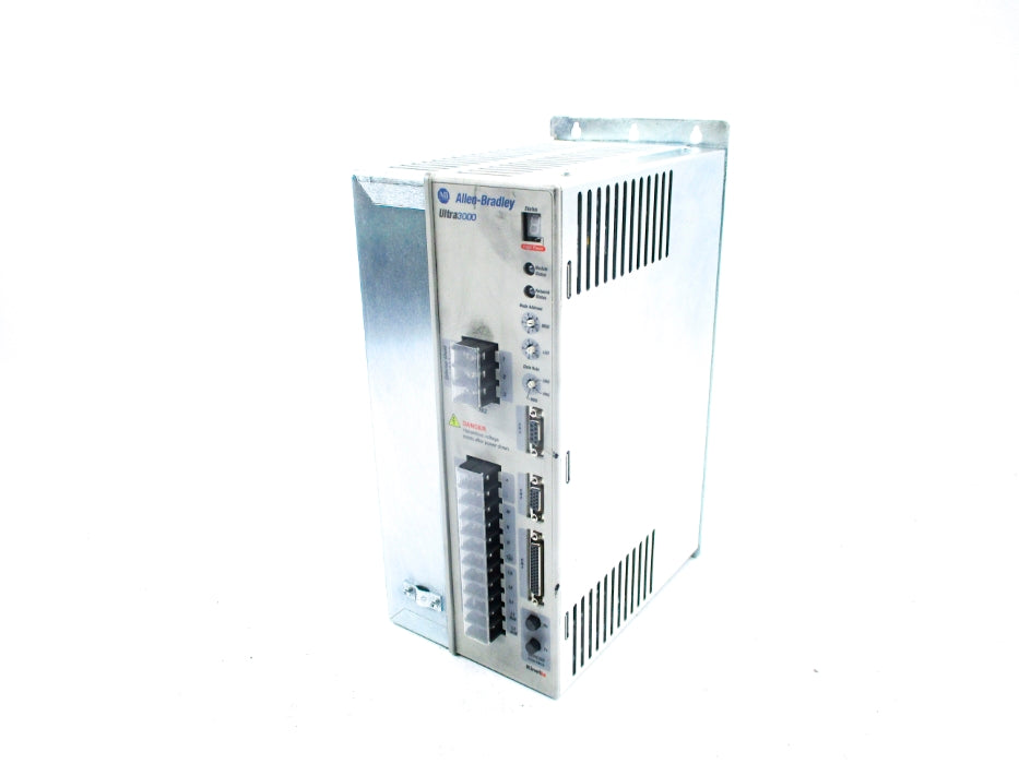 ALLEN BRADLEY 2098-DSD-HV100-SE SER. B F/W V1.53 UNMP