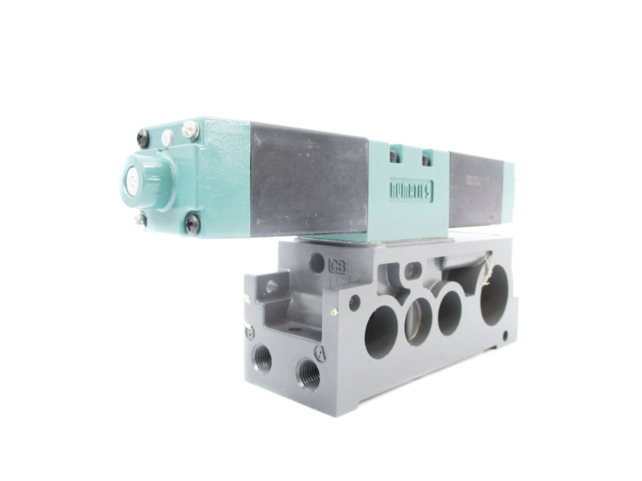 NUMATICS 152SS615M017N61 24VDC 150PSI (AS PICTURED) NSNP
