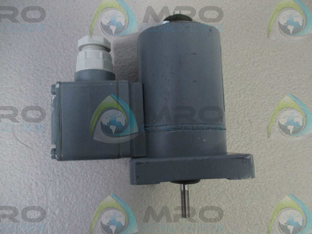 MAGNET SCHULTZ GTFX050D4302 SOLENOID VALVE *USED*