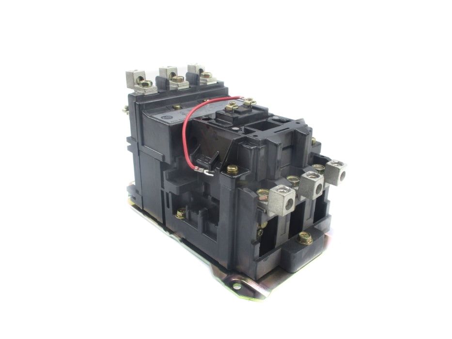 ALLEN BRADLEY 500F-DOD930 SER. A 120V (BR/WH) NSMP