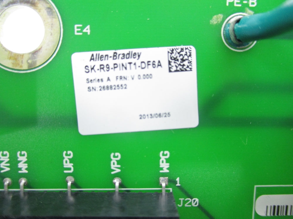 ALLEN BRADLEY SK-R9-PINT1-DF6A SER. A F/W V0.000 NSMP