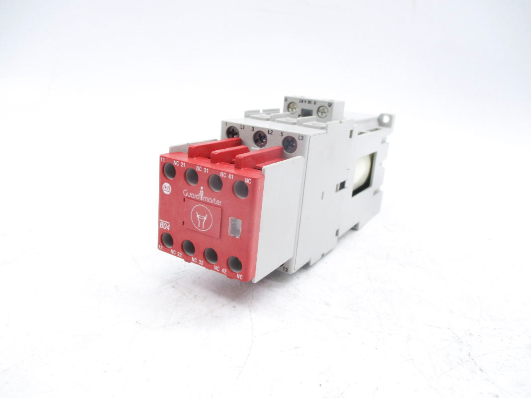 ALLEN BRADLEY 100S-C30DJ04C SER. C 24V (BR/WH) NSMP