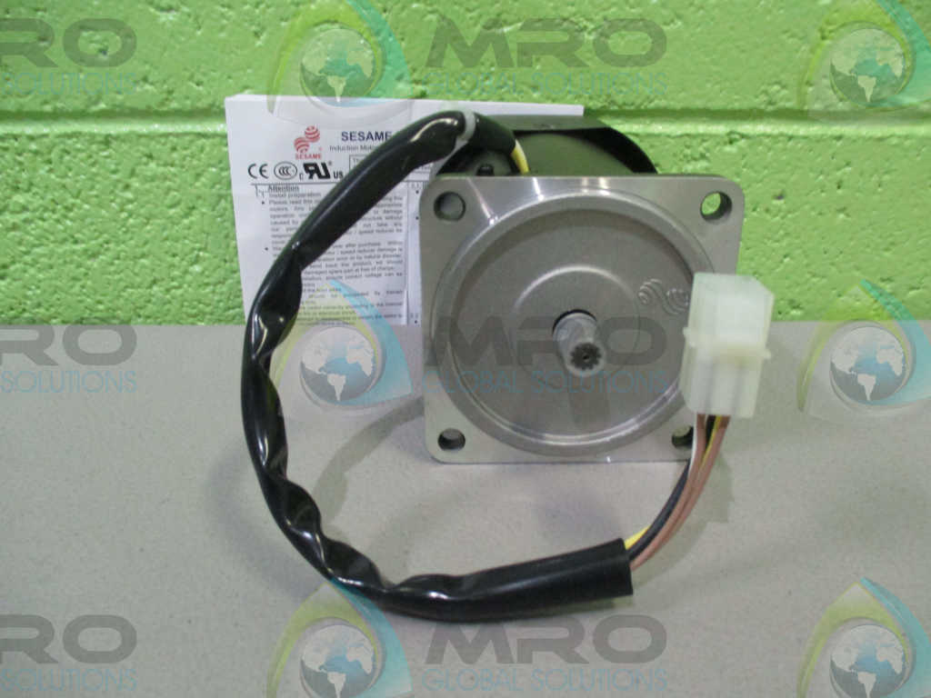 SESAME MOTOR CORPORATION M560-401 INDUCTION MOTOR *NEW IN BOX*