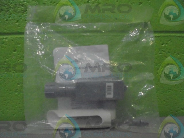 JOHNSON CONTROLS TE-6323P-1 TEMPERATURE SENSOR 1000OHM OUTDOOR AIR *FACTORY SEALED*