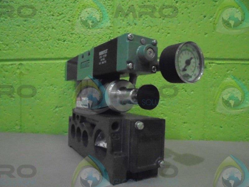 NUMATICS 152RS100J000000 AIR REGULATOR W/ 152SS400M000061 * NEW IN FACTORY BAG *