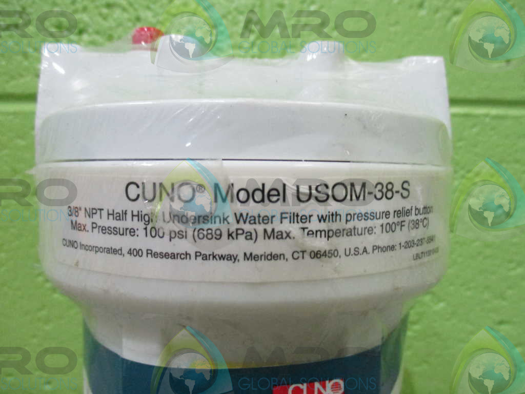 CUNO USMO-38-S  3/8" NPT UNDER SINK WATER FILTER * NEW IN PACKAGE *