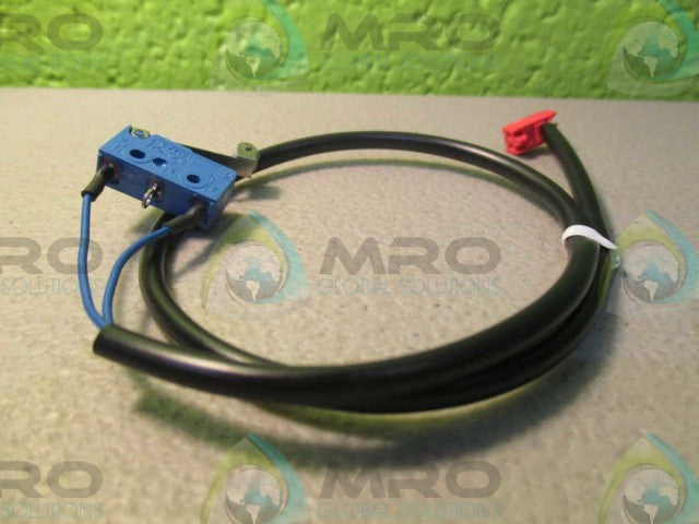 FARNELL SERIES 1050 ENCLOSED SNAP ACTION SWITCH *NEW NO BOX*