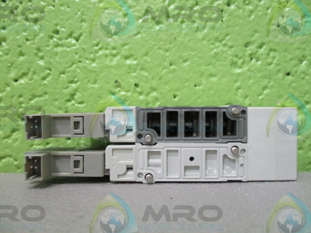 SMC SY5345-5FUE D/SOL, BASE MT, PLUG-IN *NEW NO BOX*