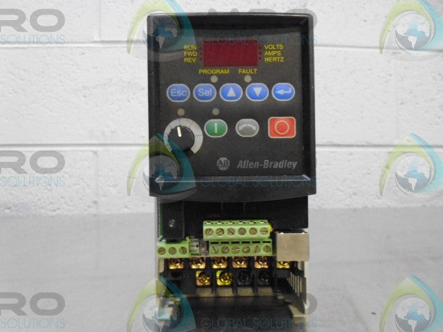 ALLEN-BRADLEY 2711-T6C8L1 SER B REV D PANELVIEW *USED*
