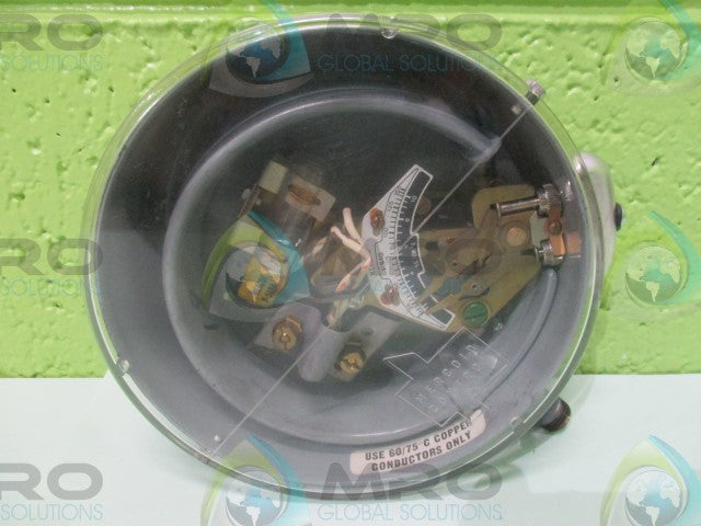 MERCOID CONTROL DAF-31-7 SER.D GENERAL PURPOSE PRESSURE CONTROL *USED*