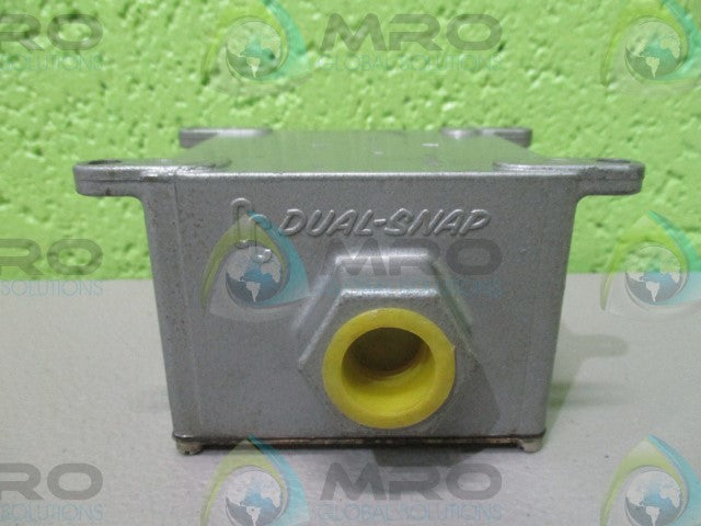 CCS 604GR11 DUAL-SNAP ADJUSTABLE PRESSURE SWITCH *NEW NO BOX*