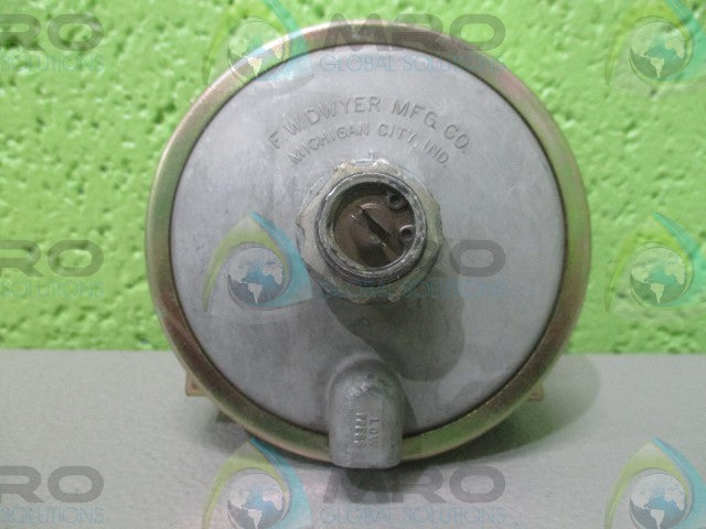 AS IS DWYER MFG. CO. 1821-0.5 *USED*