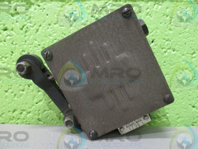 REES, INC. 1796L LIMIT SWITCH *NEW NO BOX*