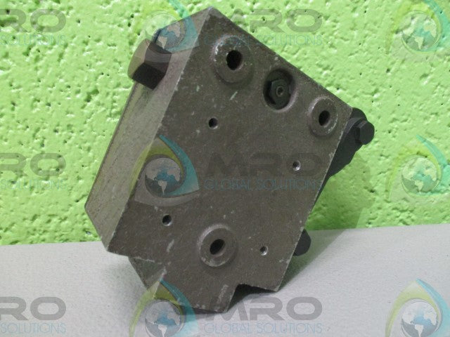 REES, INC. 1796L LIMIT SWITCH *NEW NO BOX*