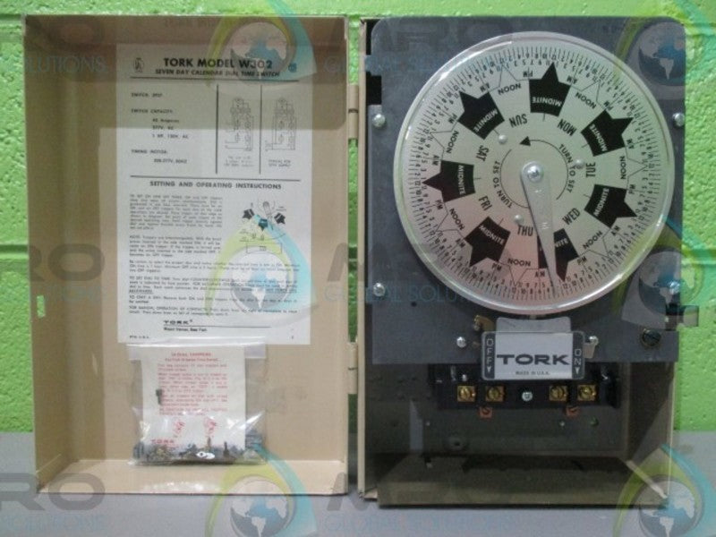 TORK W302 SEVEN DAY CALENDER DIAL TIME SWITCH (208-277V; 60HZ) *NEW IN BOX*