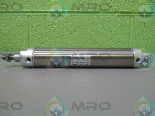 SMC NCMC150-0600 AIR CYLINDER *NEW NO BOX*