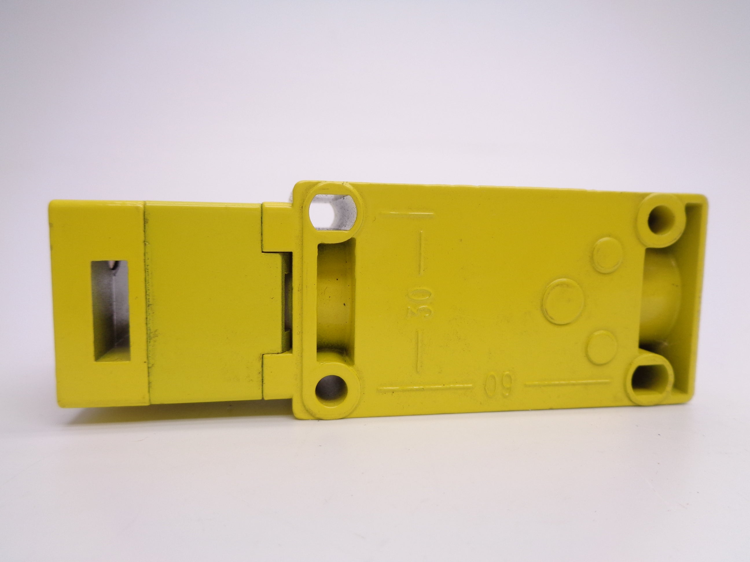 TELEMECANIQUE XCK-J1305707 NSNP