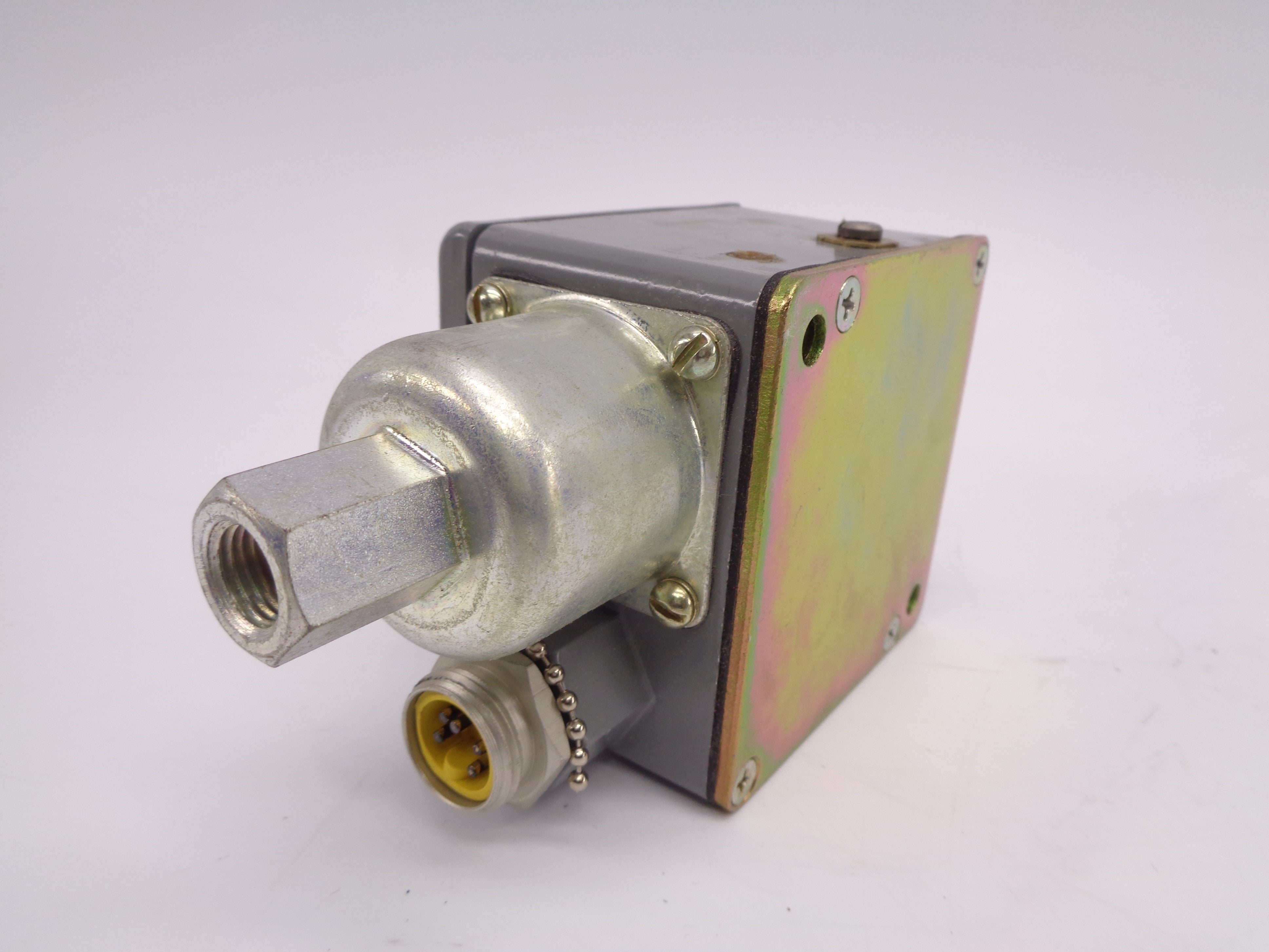 SQUARE D 9012ACW-1 SER. B NSNP
