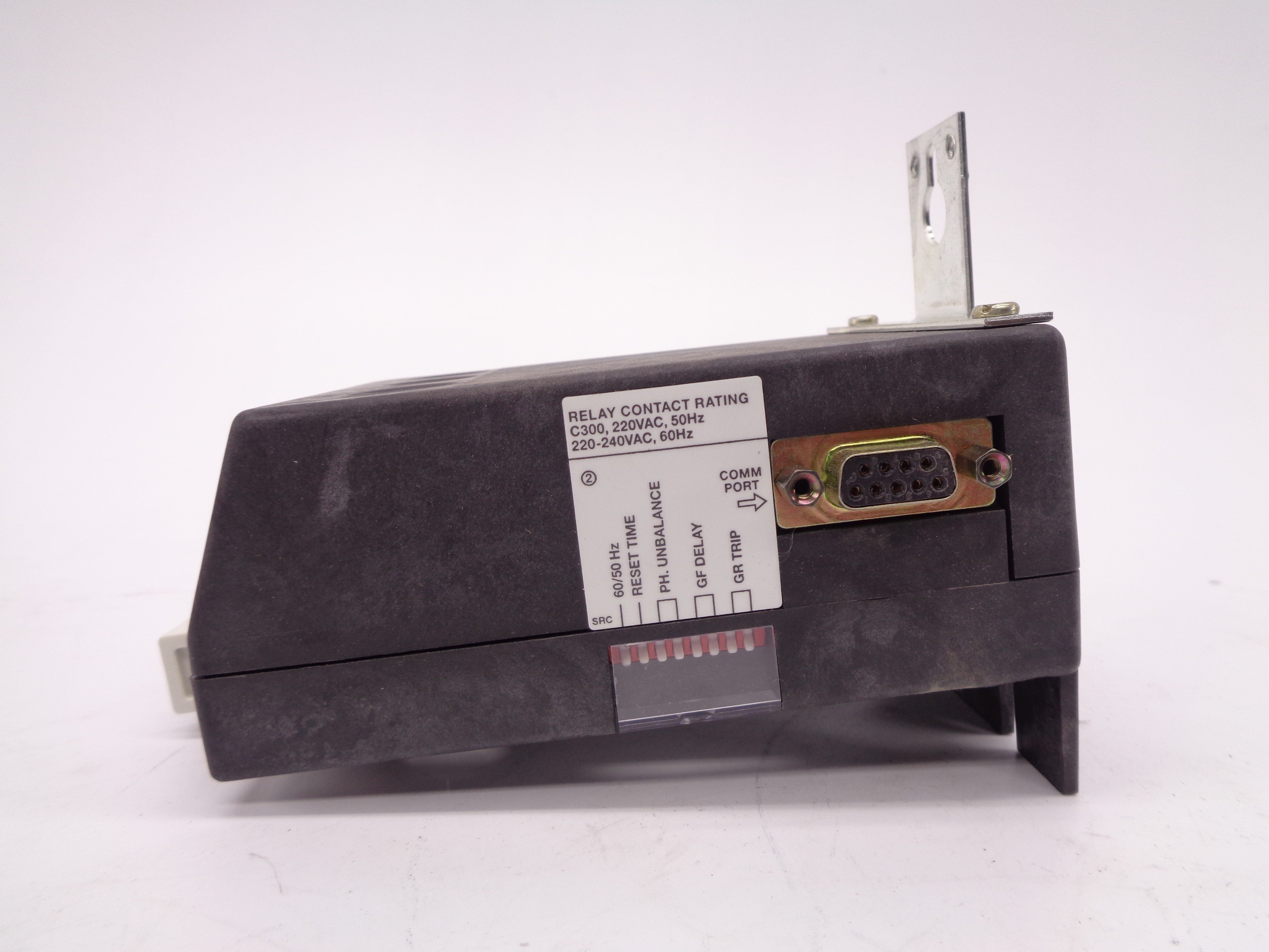 CUTLER HAMMER IQ502A 71A 110-120V NSMP