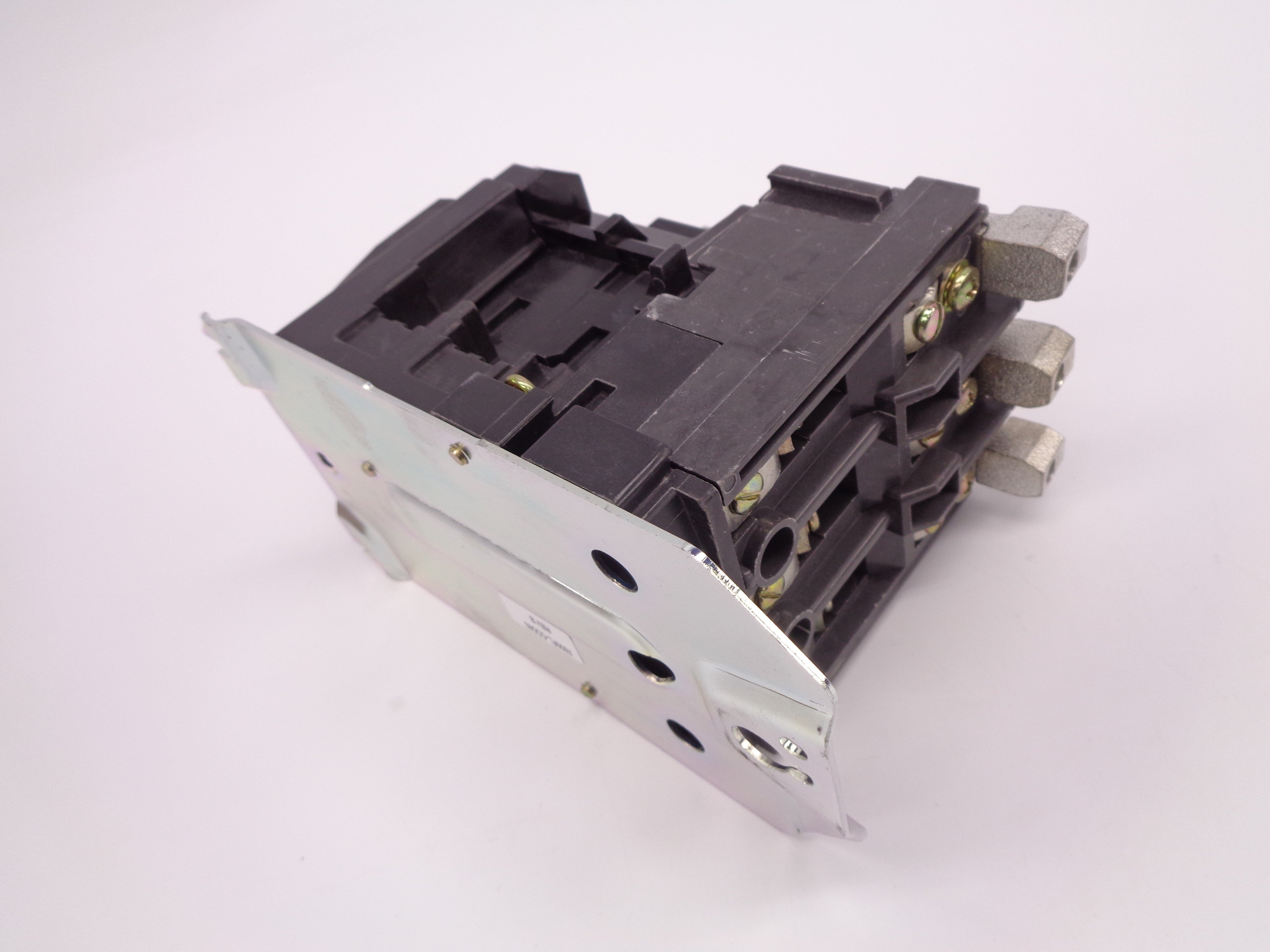 ALLEN BRADLEY 500FL-COD93 SER. B 110/115-120V 60A (BR/WH) NSMP