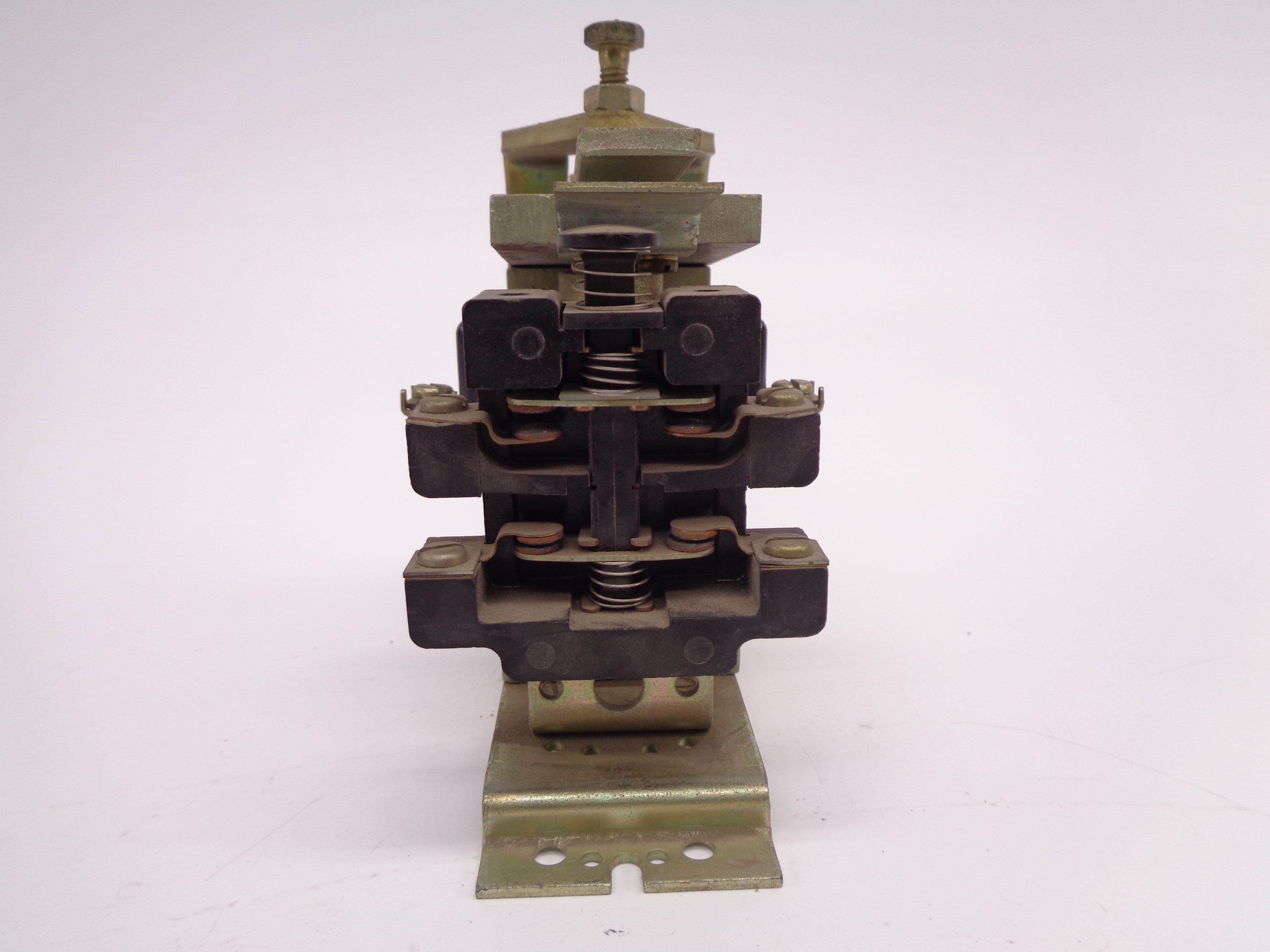 GENERAL ELECTRIC IC2820-A100AB2E 10A 600V NSNP