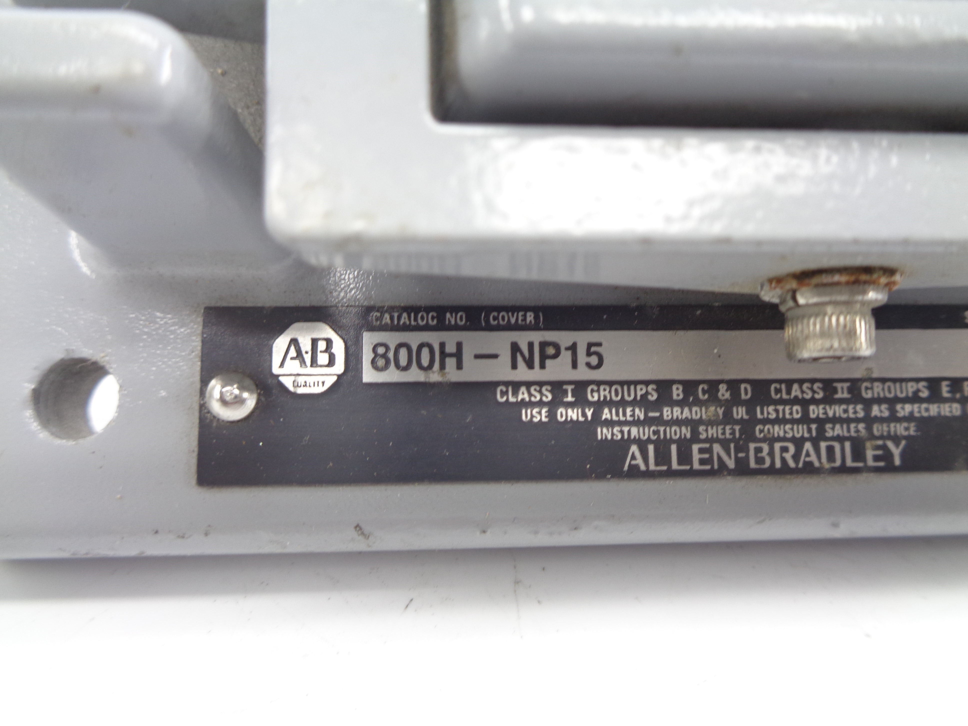 ALLEN BRADLEY 800H-NP15 SER. X NSNP