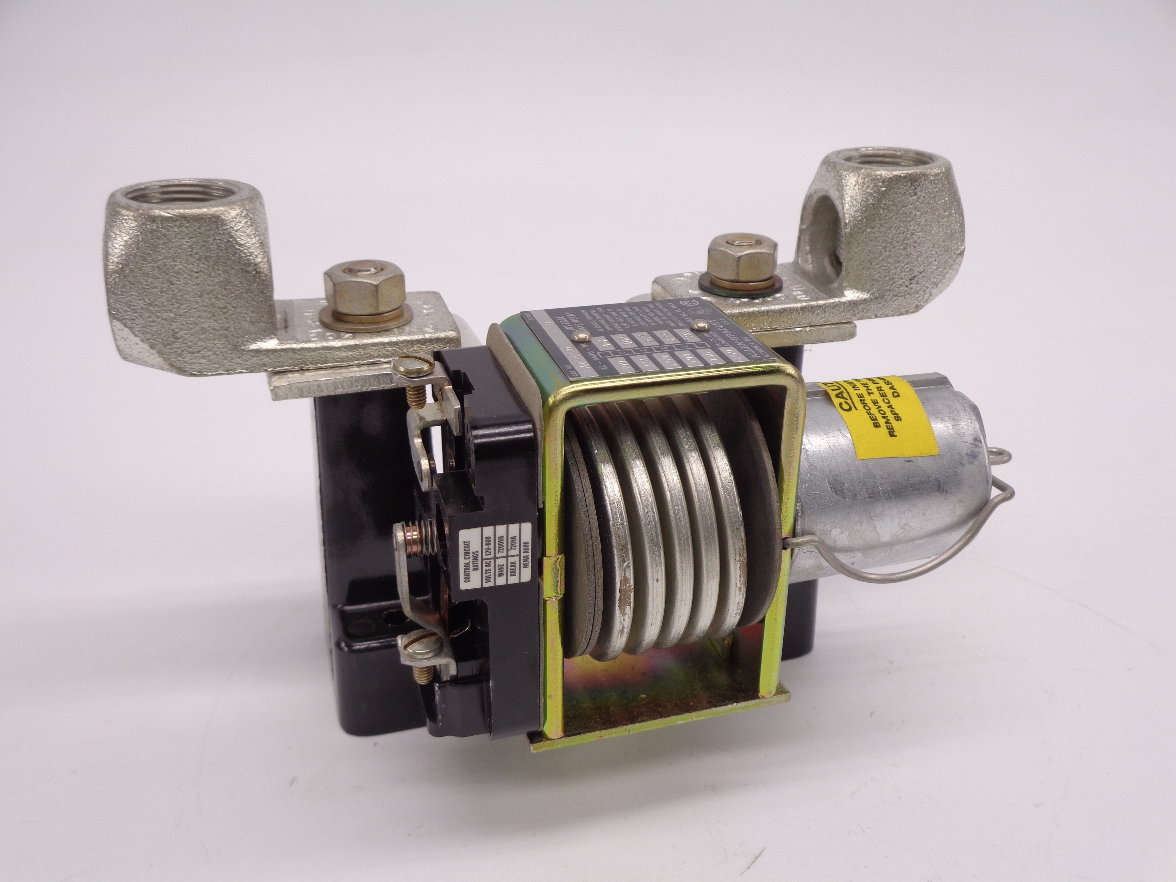 INDUSTRIAL SPARE PART 810-A26B SER. B 600V NSNP