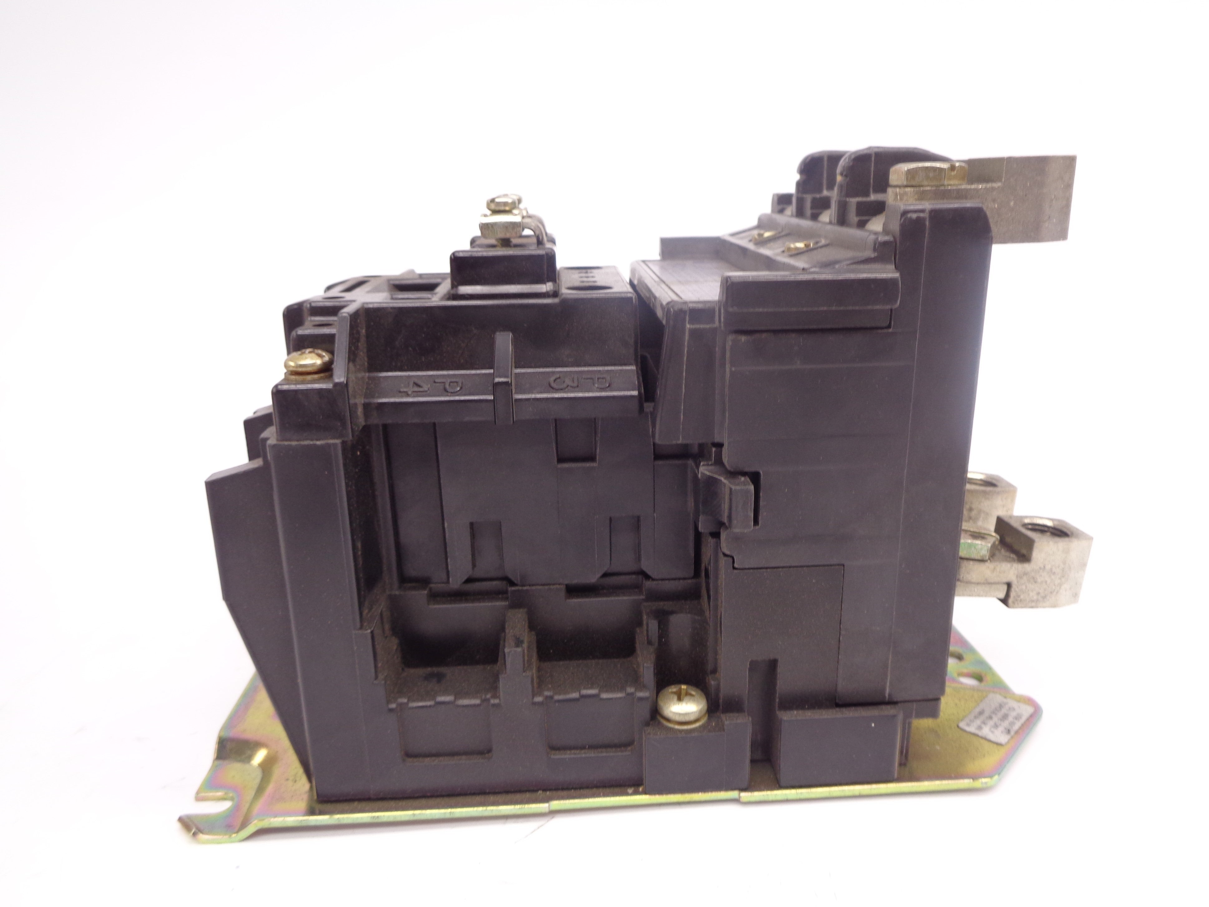 INDUSTRIAL SPARE PART 500L-COD93 SER. B 110/115-120V 60A (BR/WH) NSMP