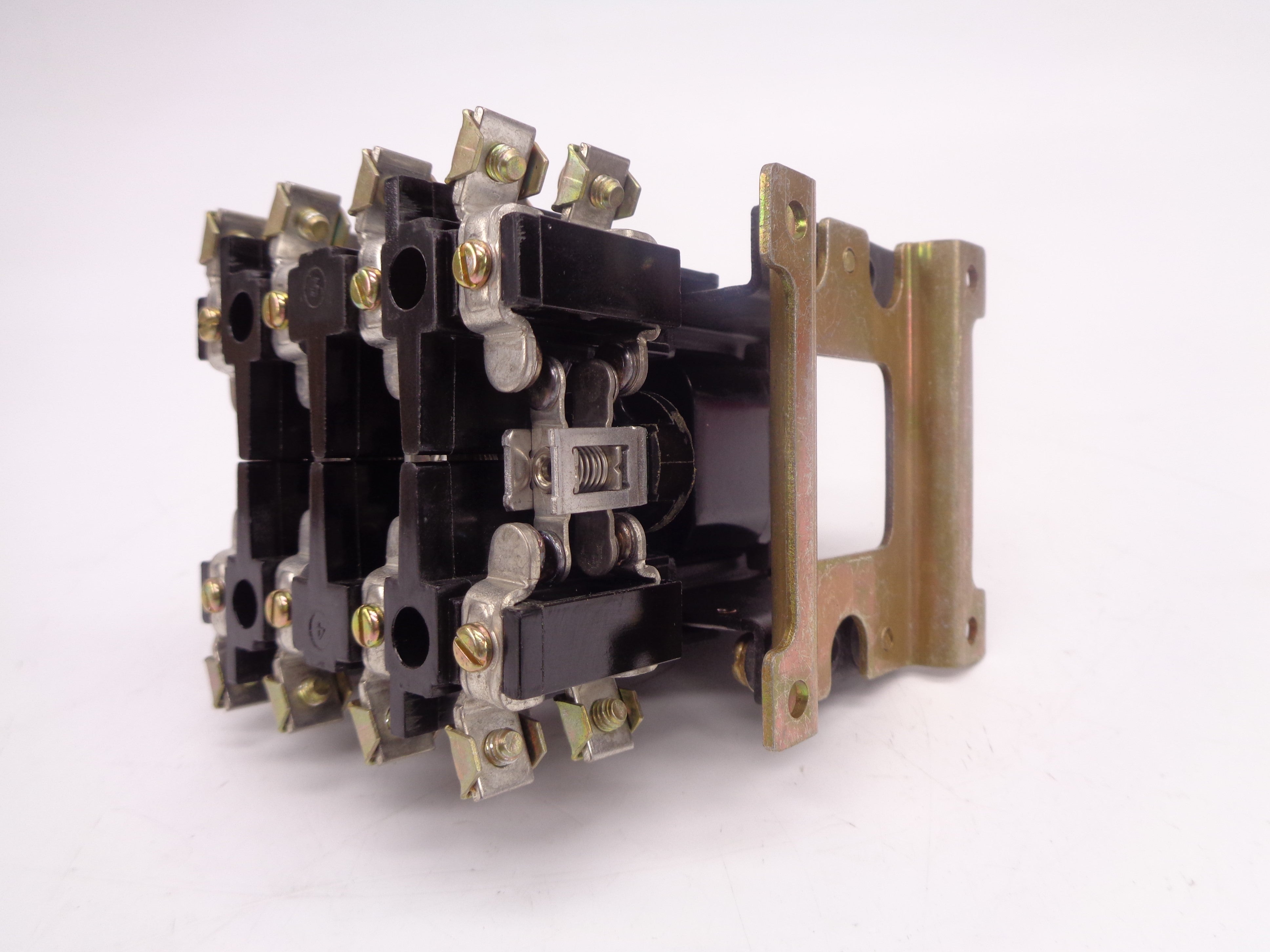 INDUSTRIAL SPARE PART 700-BX440A4 SER. A 480V (BR/YL) NSMP