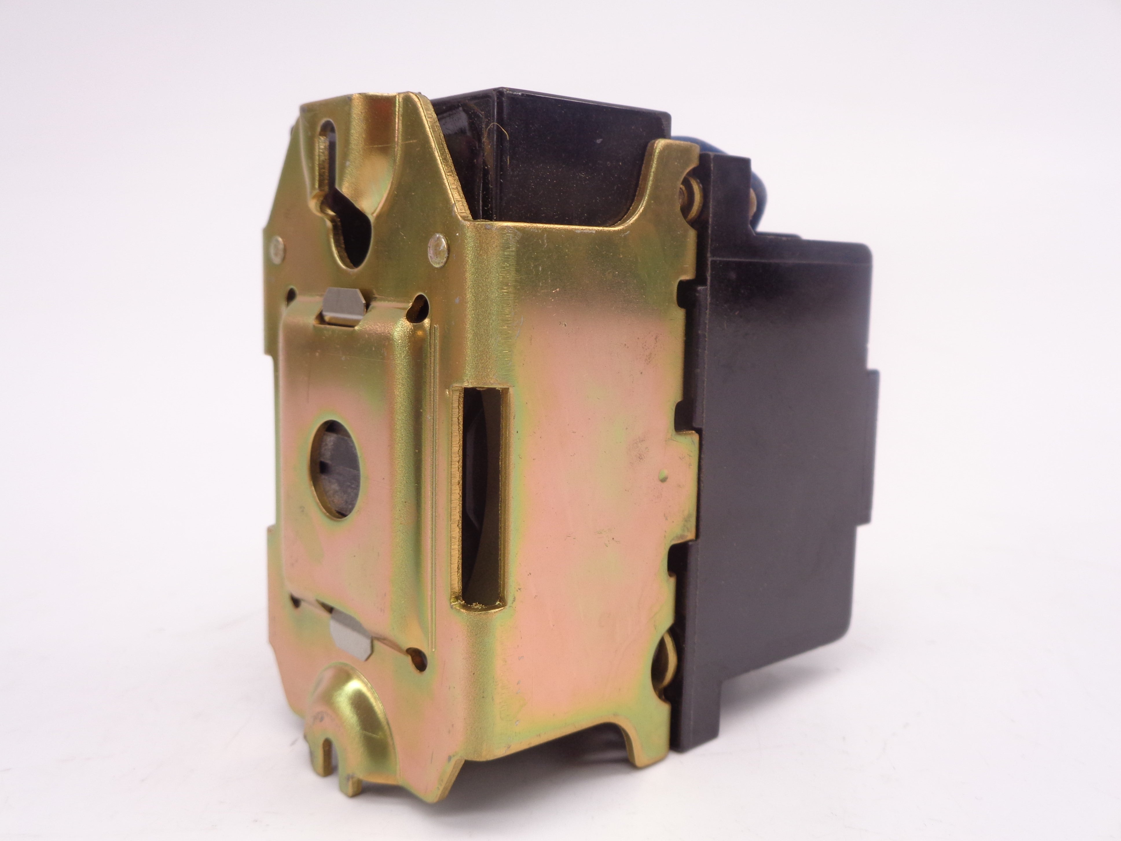 INDUSTRIAL SPARE PART 700-NM200A2 SER. D 240V (BR/YL) NSMP