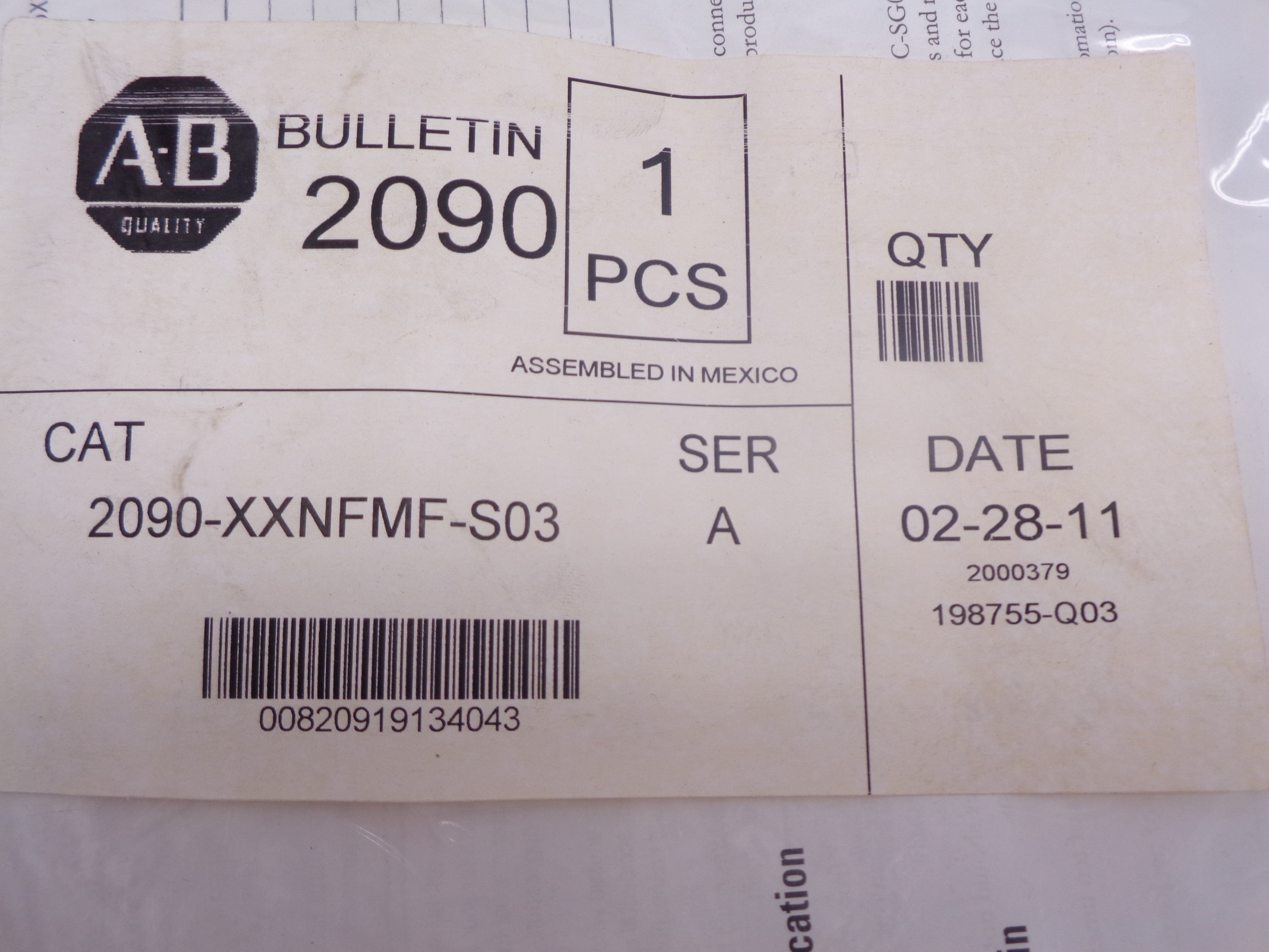 ALLEN BRADLEY 2090-XXNFMF-S03 SER. A NSMP