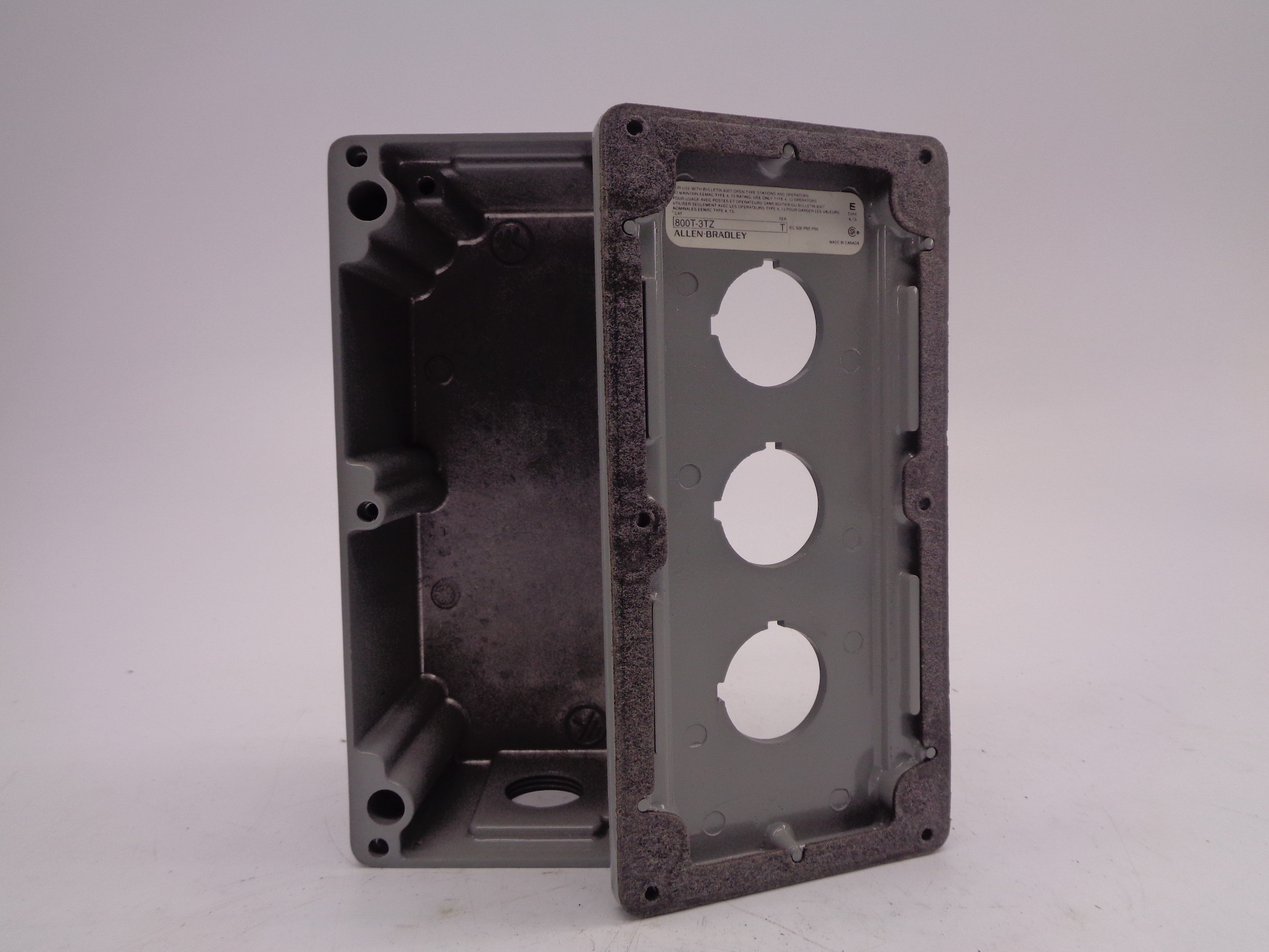 ALLEN BRADLEY 800T-3TZ SER. T (AS PICTURED) NSNP