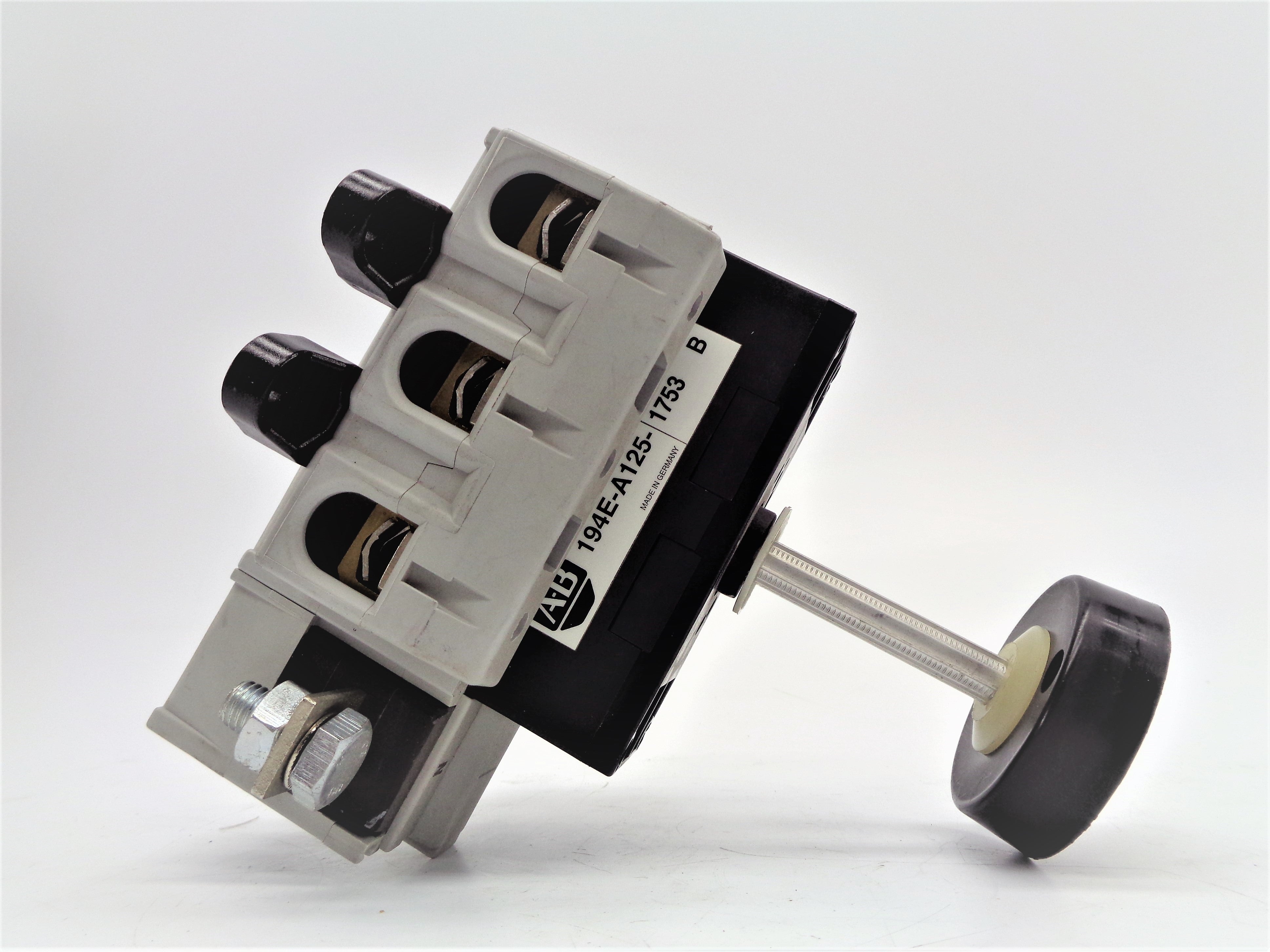 ALLEN BRADLEY 194E-A125-1753 SER. B UNMP